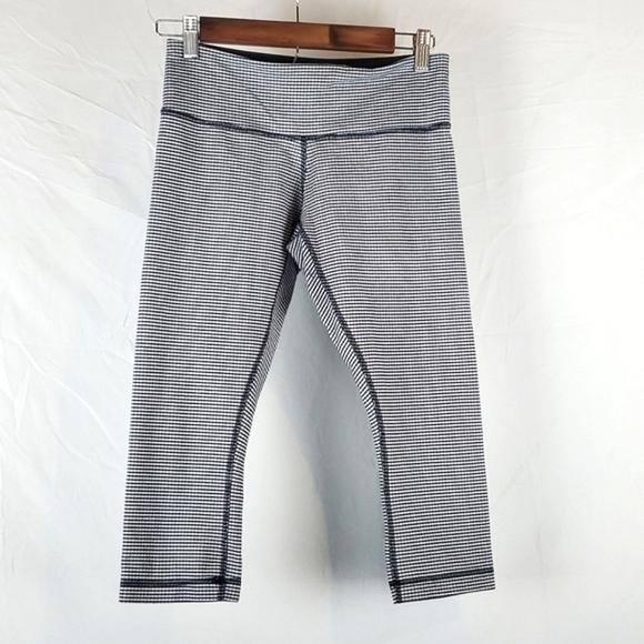Lululemon Wunder Under Blue and White Gingham - Picture 2 of 10